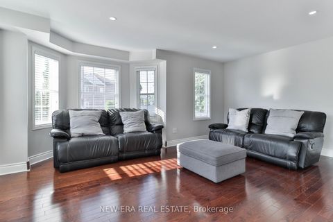 Photo 5 at 331 Davos Road, Vellore Village, Vaughan