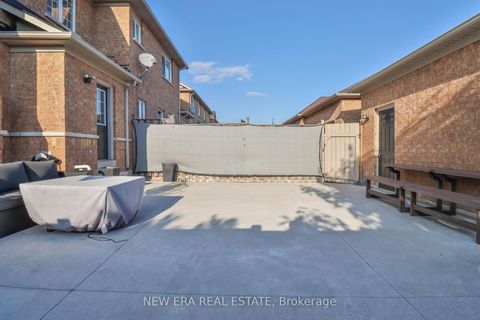 Photo 20 at 331 Davos Road, Vellore Village, Vaughan