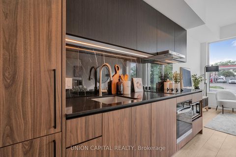 Photo 7 at 121 - 1100 Sheppard Avenue W, York University Heights, Toronto