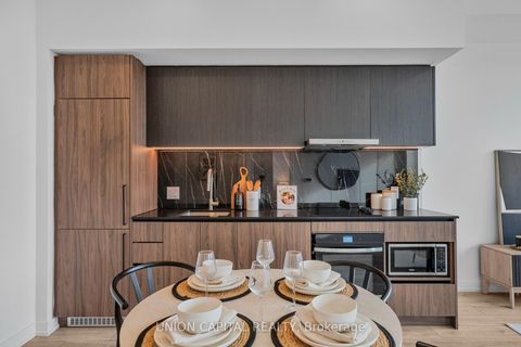 Photo 8 at 121 - 1100 Sheppard Avenue W, York University Heights, Toronto