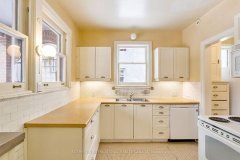 Photo 22 at 16 Rose Park Crescent, Moore Park, Toronto