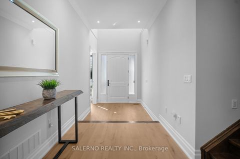 Photo 5 at 11 Compton Crescent, CFB, Toronto