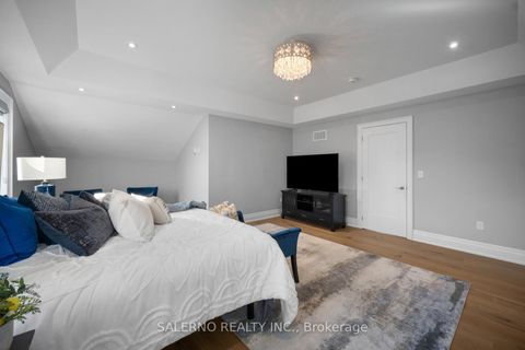 Photo 26 at 11 Compton Crescent, CFB, Toronto