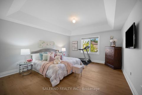 Photo 33 at 11 Compton Crescent, CFB, Toronto