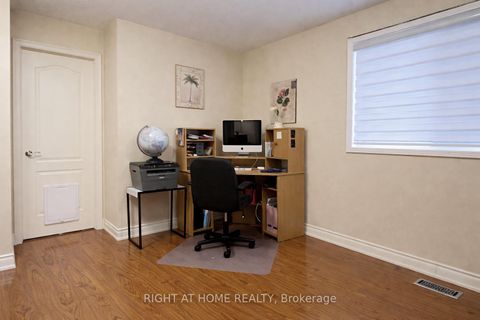 Photo 11 at 4 Forest Run Boulevard, Patterson, Vaughan