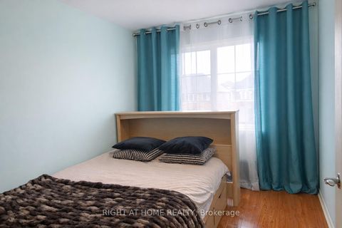 Photo 15 at 4 Forest Run Boulevard, Patterson, Vaughan