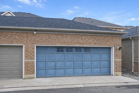 Photo 18 at 4 Forest Run Boulevard, Patterson, Vaughan