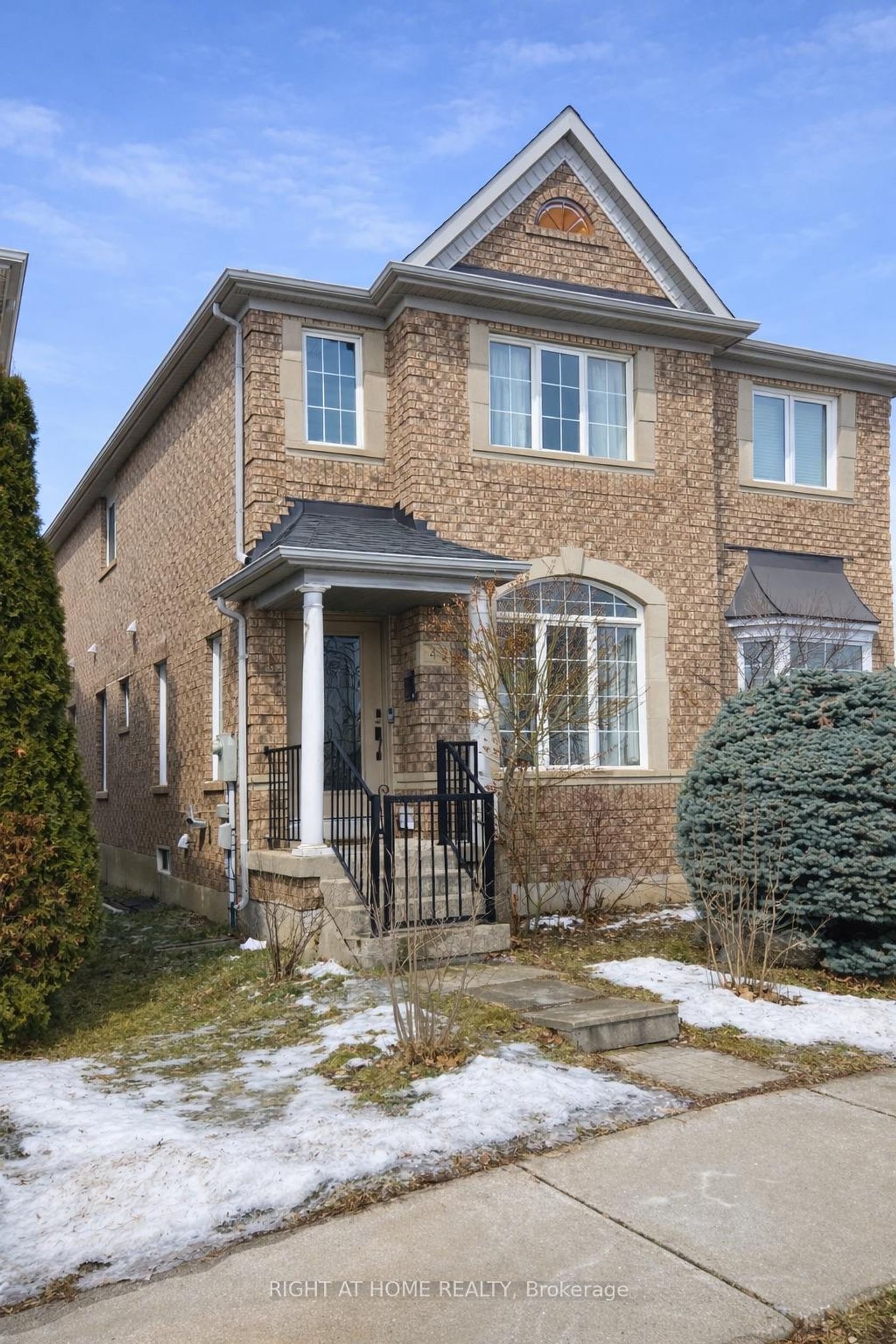 4 Forest Run Boulevard, Patterson, Vaughan photo 2