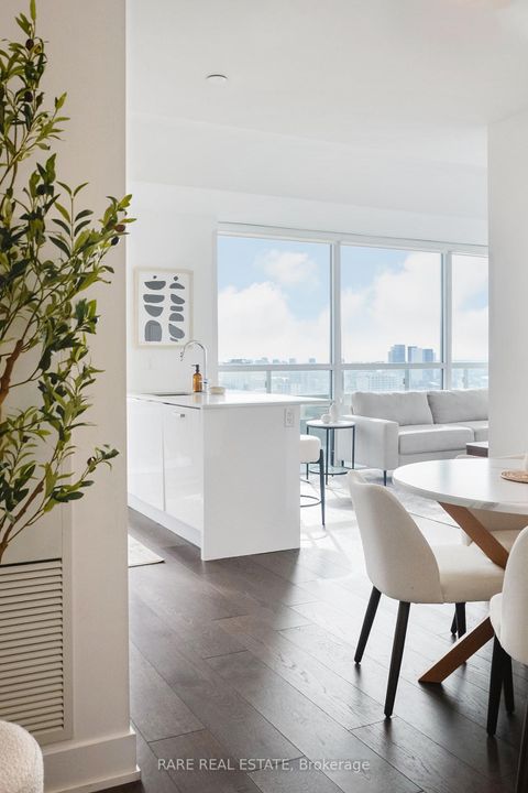 Photo 2 at 2009 - 181 Bedford Road, Annex, Toronto