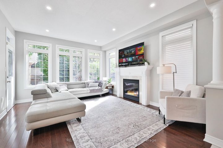 Photo 14 at 3262 Skipton Lane, BC Bronte Creek, Oakville