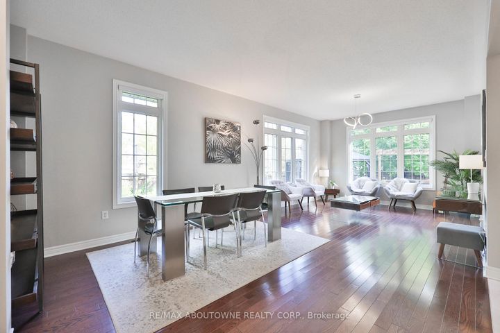 Photo 17 at 3262 Skipton Lane, BC Bronte Creek, Oakville