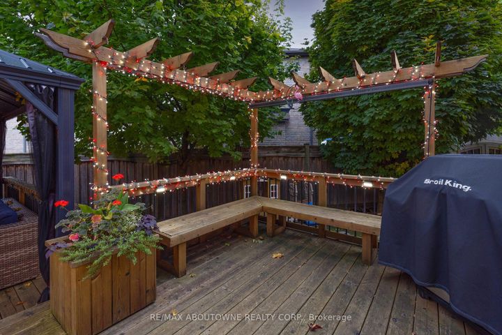 Photo 46 at 3262 Skipton Lane, BC Bronte Creek, Oakville