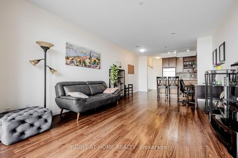 Photo 4 at 1010 - 65 Oneida Crescent, Langstaff, Richmond Hill