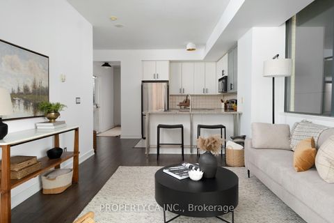 Photo 7 at 416 - 438 King Street W, Waterfront Communities C1, Toronto