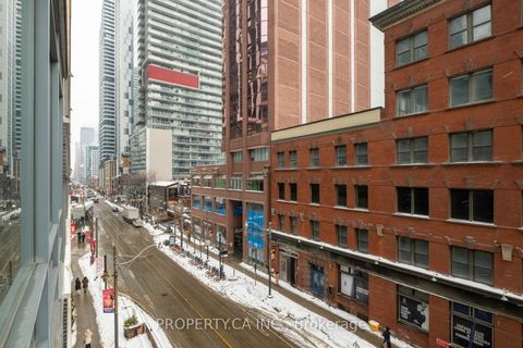 Photo 19 at 416 - 438 King Street W, Waterfront Communities C1, Toronto