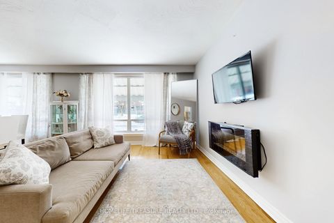 Photo 4 at 19 BRAMPTON Road, Richview, Toronto