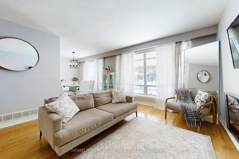 Photo 5 at 19 BRAMPTON Road, Richview, Toronto