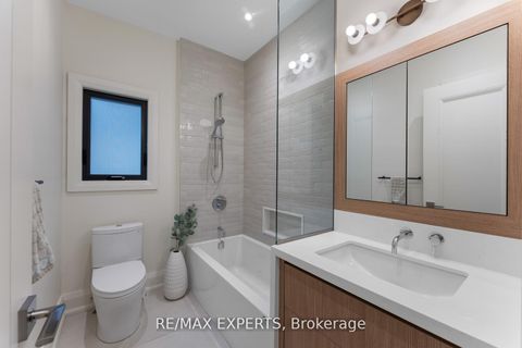 Photo 21 at 88 Arista Gate, Islington Woods, Vaughan