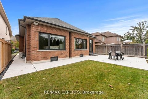 Photo 37 at 88 Arista Gate, Islington Woods, Vaughan