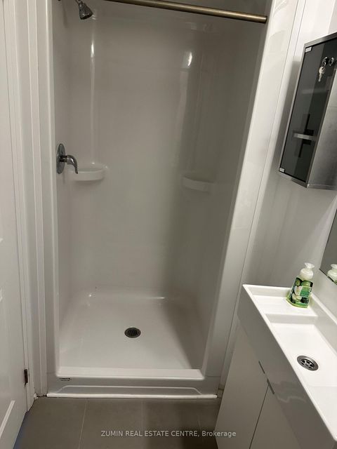 Photo 23 at 738 - 1900 SIMCOE Street N, Samac, Oshawa