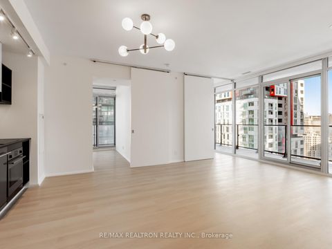 Photo 5 at 2308 - 125 Peter Street, Waterfront Communities C1, Toronto