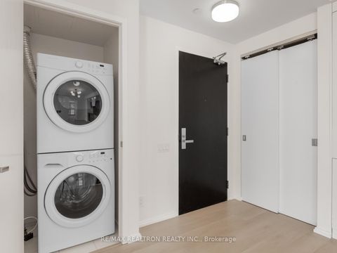 Photo 16 at 2308 - 125 Peter Street, Waterfront Communities C1, Toronto