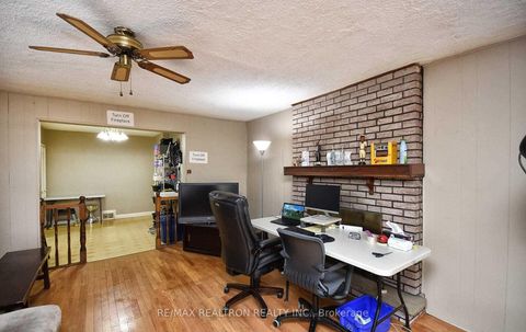 Photo 5 at 382 Drewry Avenue, Newtonbrook West, Toronto