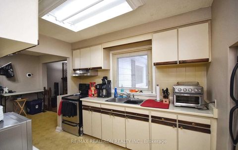 Photo 8 at 382 Drewry Avenue, Newtonbrook West, Toronto