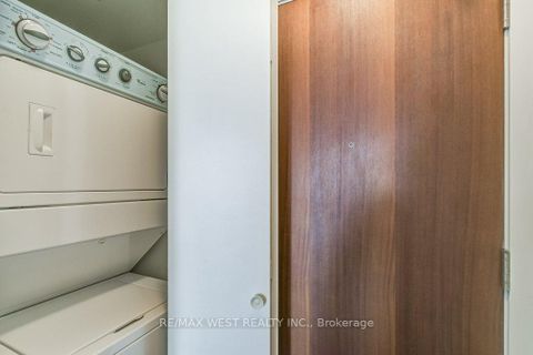 Photo 25 at 501 - 30 Canterbury Place, Willowdale West, Toronto