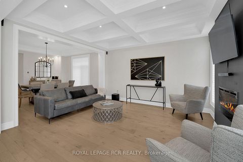 Photo 2 at 32 Tatton Court, King City, King