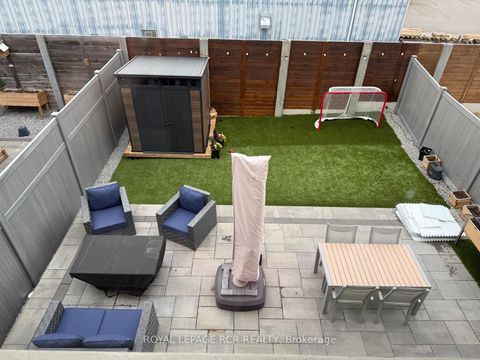 Photo 25 at 32 Tatton Court, King City, King