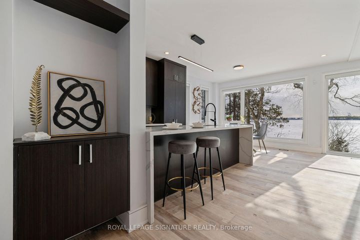 Photo 4 at 290 North Shore Boulevard E, LaSalle, Burlington