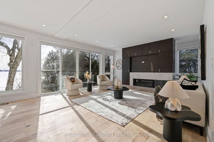 Photo 9 at 290 North Shore Boulevard E, LaSalle, Burlington