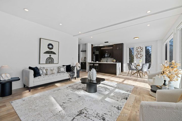 Photo 10 at 290 North Shore Boulevard E, LaSalle, Burlington