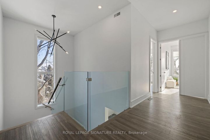 Photo 12 at 290 North Shore Boulevard E, LaSalle, Burlington