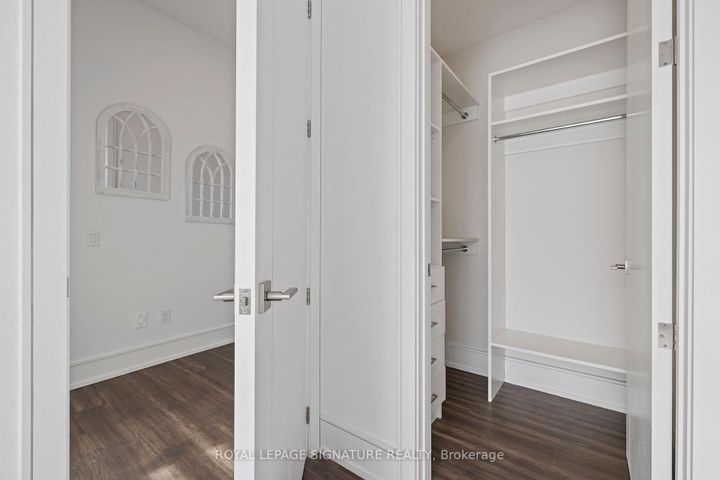 Photo 18 at 290 North Shore Boulevard E, LaSalle, Burlington