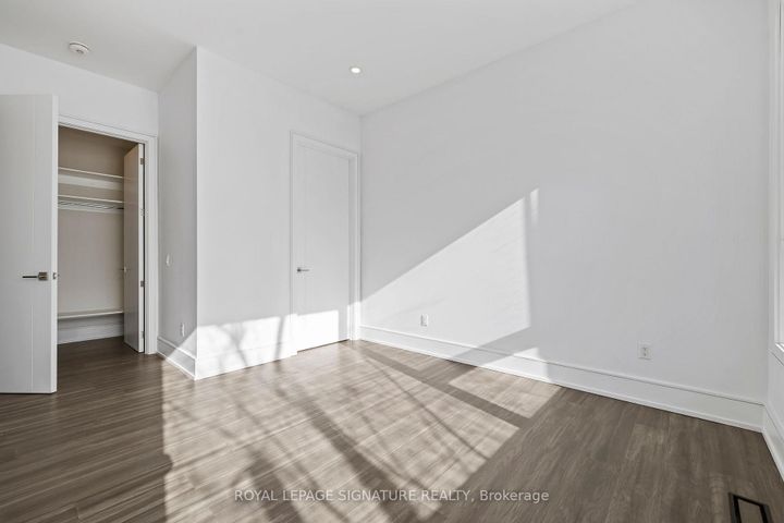 Photo 19 at 290 North Shore Boulevard E, LaSalle, Burlington