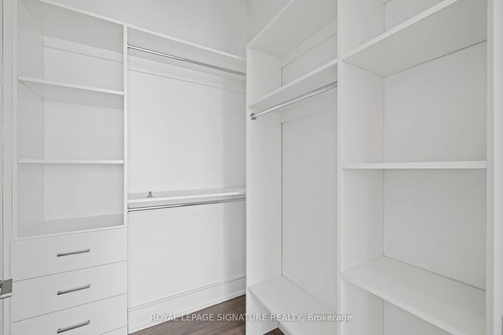 Photo 24 at 290 North Shore Boulevard E, LaSalle, Burlington