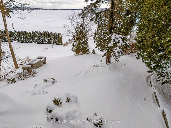 Photo 46 at 290 North Shore Boulevard E, LaSalle, Burlington