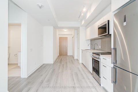 Photo 11 at 306 - 1787 St. Clair Avenue W, Pellam Park, Toronto