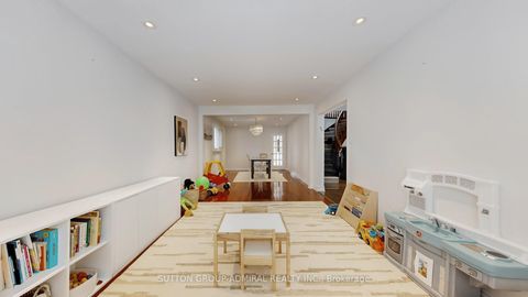 Photo 5 at 239 Rose Green Drive, Uplands, Vaughan