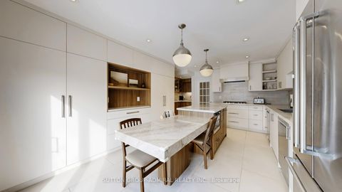 Photo 6 at 239 Rose Green Drive, Uplands, Vaughan