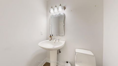 Photo 13 at 239 Rose Green Drive, Uplands, Vaughan