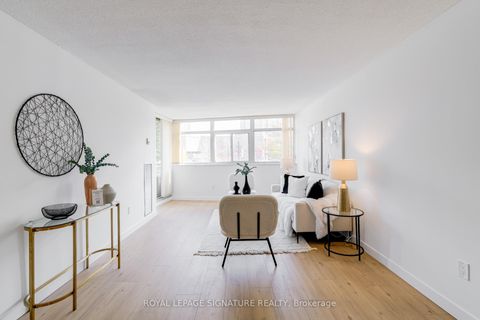 Photo 3 at 203 - 3151 Bridletowne Circle, L'Amoreaux, Toronto