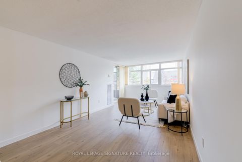 Photo 4 at 203 - 3151 Bridletowne Circle, L'Amoreaux, Toronto
