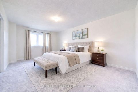 Photo 14 at 122 Cliff Thompson Court, Sutton & Jackson's Point, Georgina