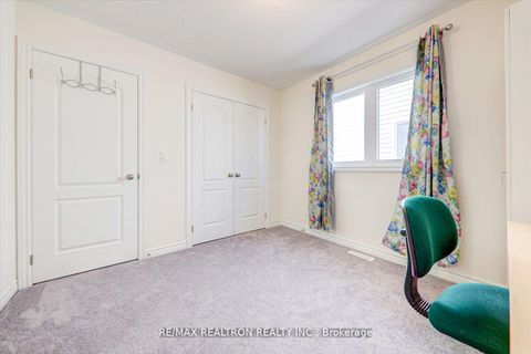 Photo 18 at 122 Cliff Thompson Court, Sutton & Jackson's Point, Georgina