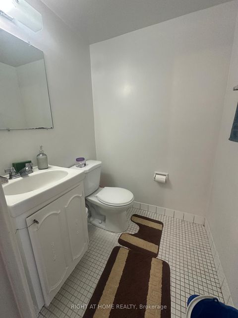 Photo 13 at 1403 - 20 Edgecliff Golfway, Flemingdon Park, Toronto