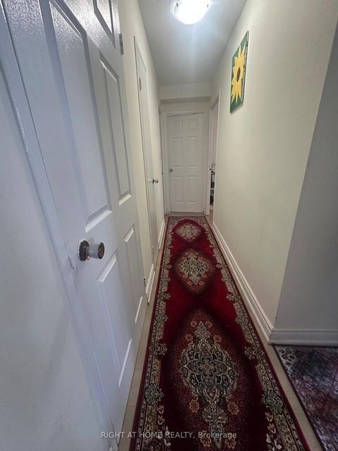 Photo 19 at 1403 - 20 Edgecliff Golfway, Flemingdon Park, Toronto