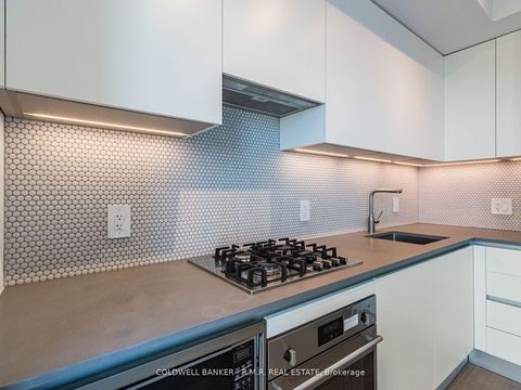 Photo 10 at 703 - 2720 Dundas Street W, Junction Area, Toronto